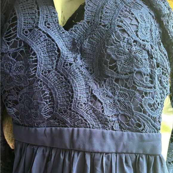 Lulus Navy Blue Long Sleeve Lace Maxi Dress Size M Romantic Open Back A-Line - Picture 10 of 11